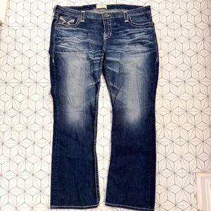 Big Star Vintage Jeans Mid Rise Maddie Curvy Bootcut Size 38R or an 18 US